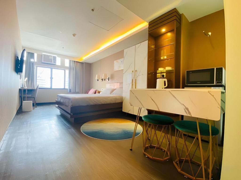 Sunny Day Hotel, Mong Kok Хонконг Екстериор снимка