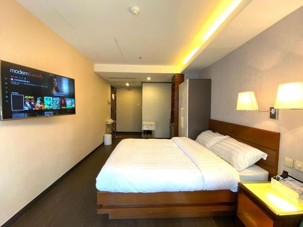 Sunny Day Hotel, Mong Kok Хонконг Екстериор снимка